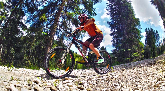 Action con Merida One Forty XT-M. In azione a Corvara Dolomiti